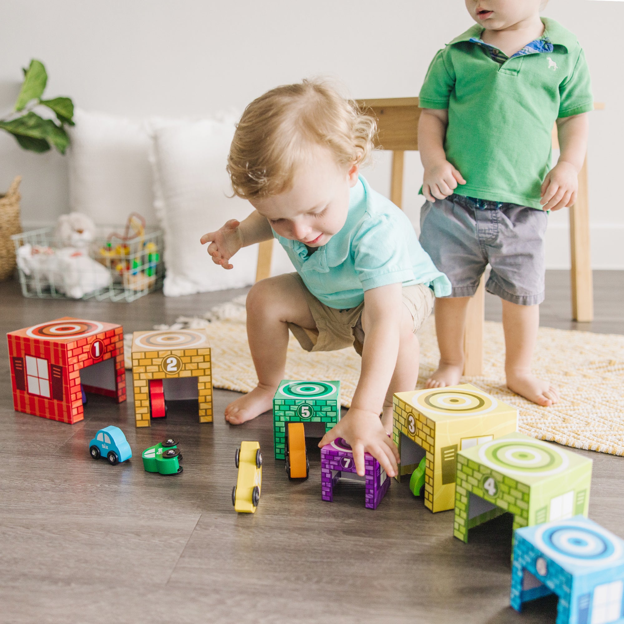 Melissa & Doug Nesting & Sorting Garages & Cars - Image 7