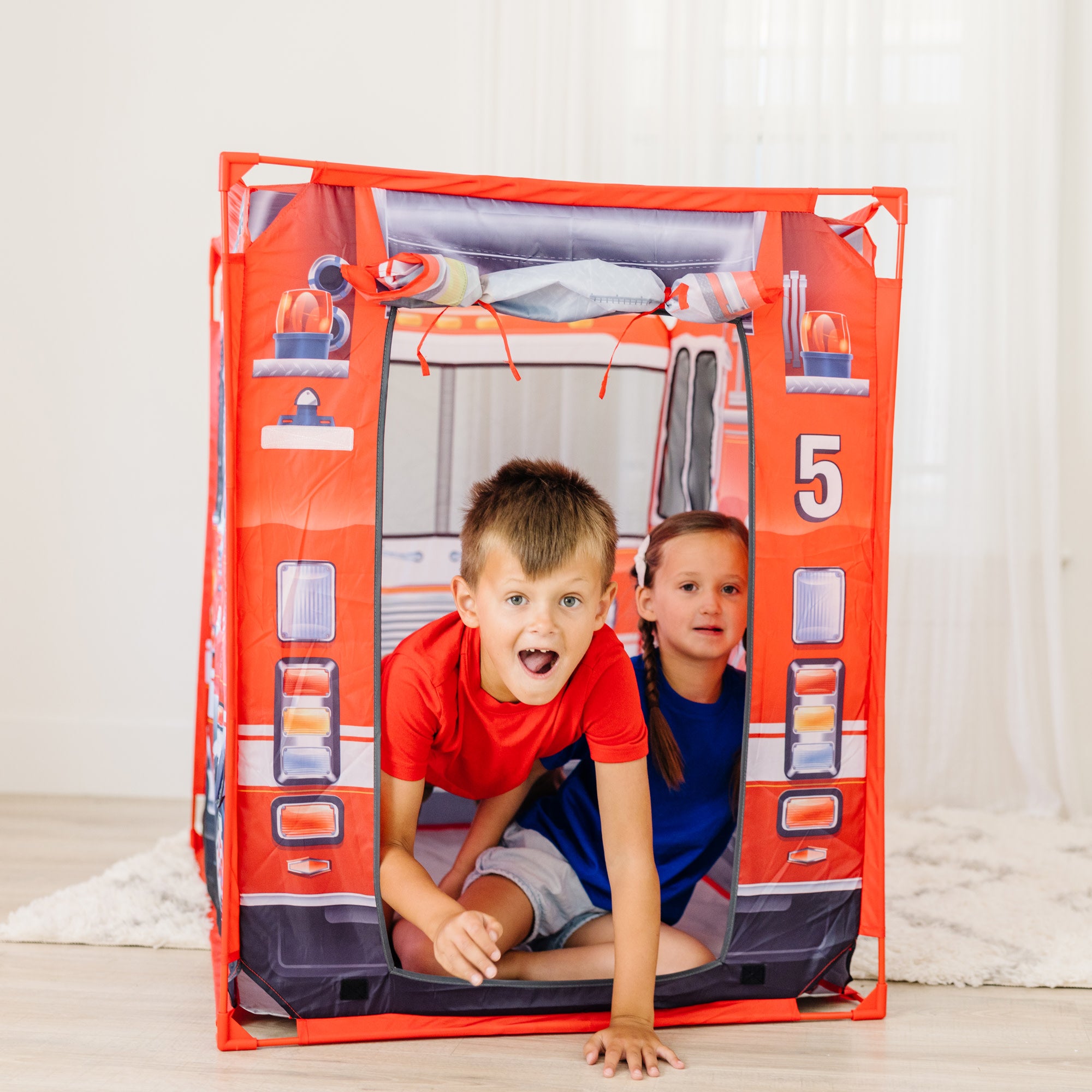 Melissa & Doug Fire Truck Play Tent - Image 7