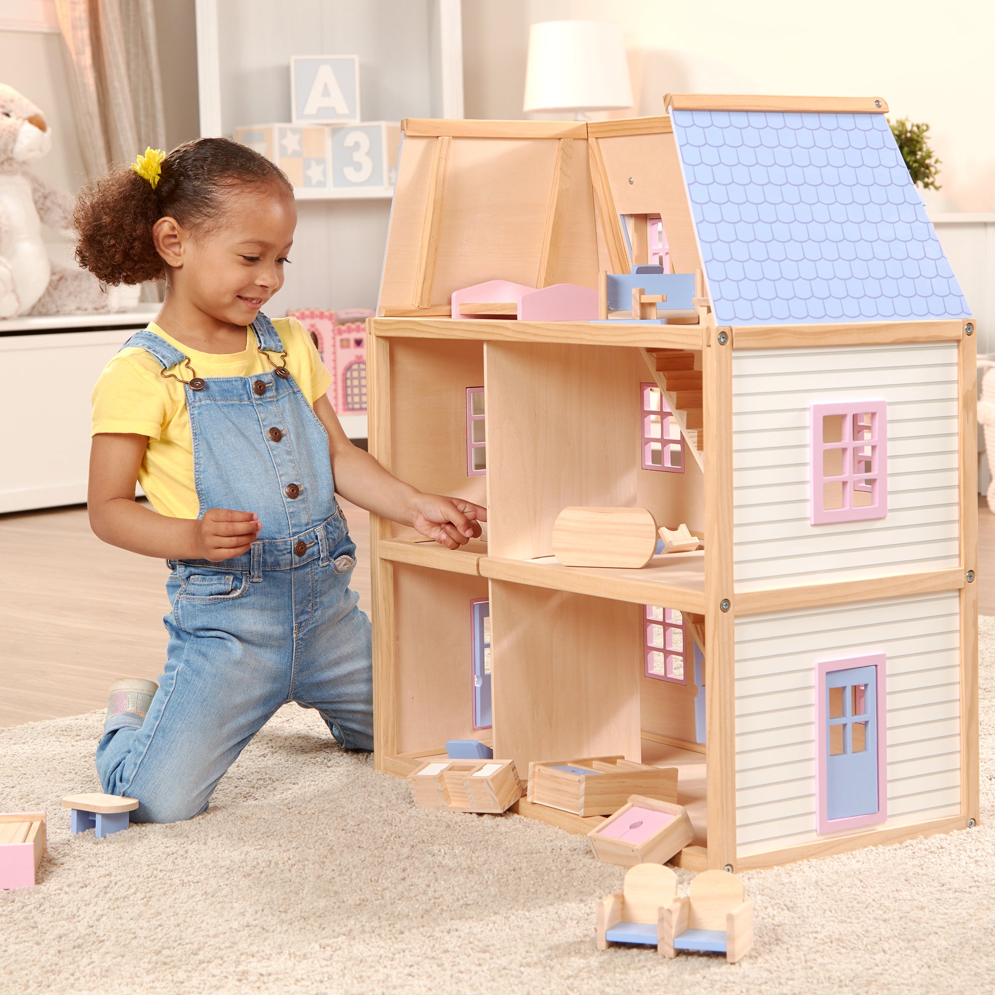 Melissa & Doug Wooden Multi-Level Dollhouse - Image 10