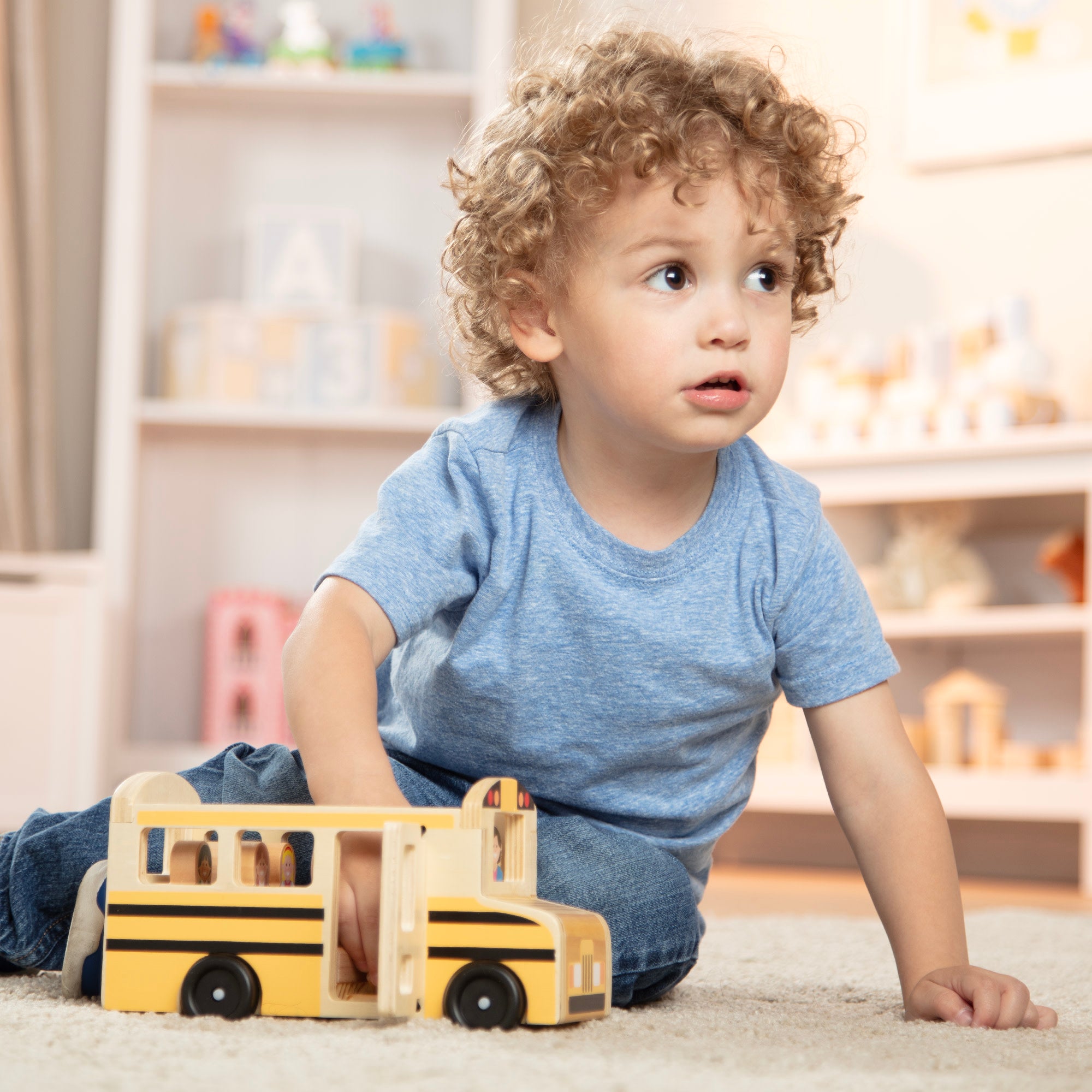 Melissa & Doug Wooden School Bus - Image 6