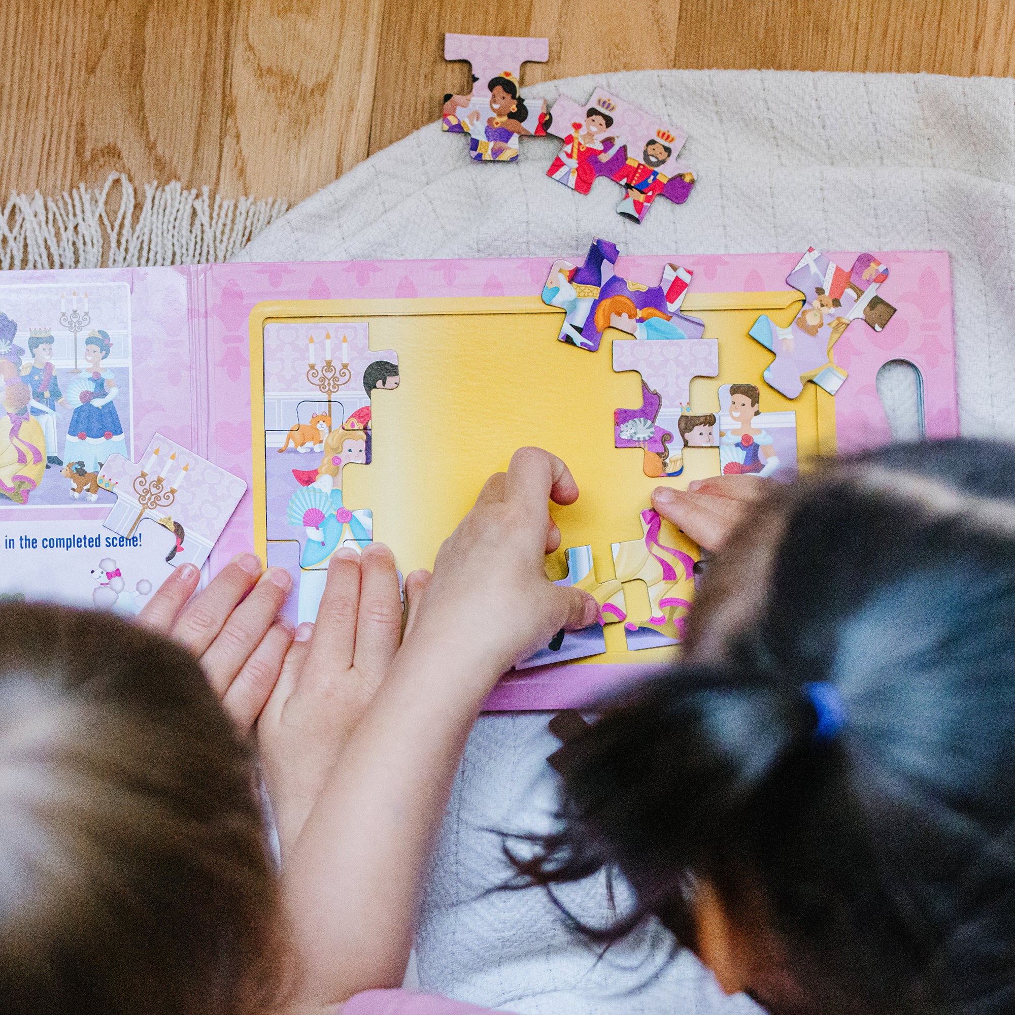 Melissa & Doug Take-Along Magnetic Jigsaw Puzzles ?C Princesses - Image 10