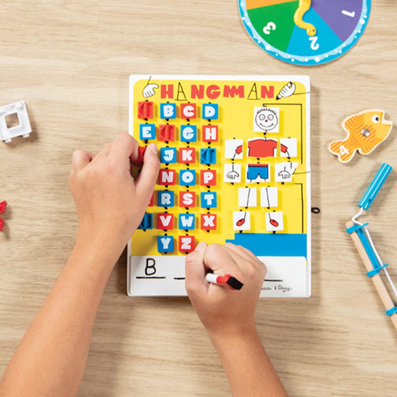 Melissa & Doug Flip-to-Win Hangman Travel Game - Image 9