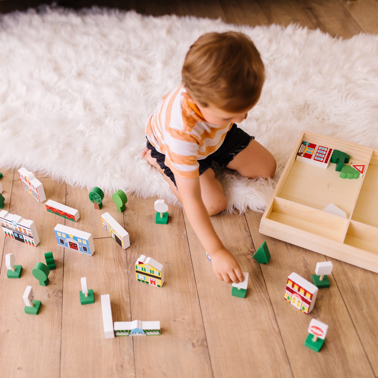 Melissa & Doug Wooden Town Play Set - Image 6